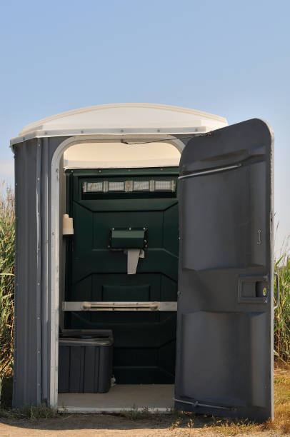 Porta potty delivery and setup in Cotter, AR